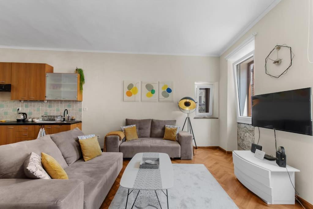 Fresco Residence- In The Center Of