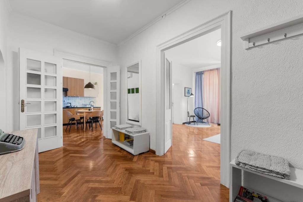 Fresco Residence- In The Center Of